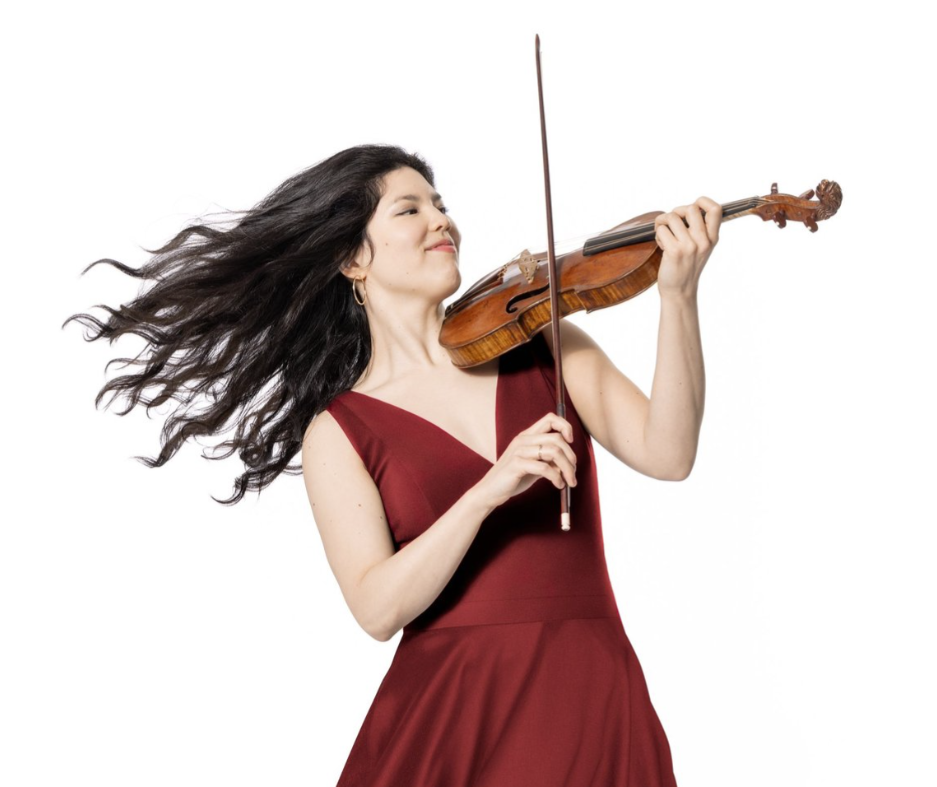Rachel Ellen Wong playing the violin