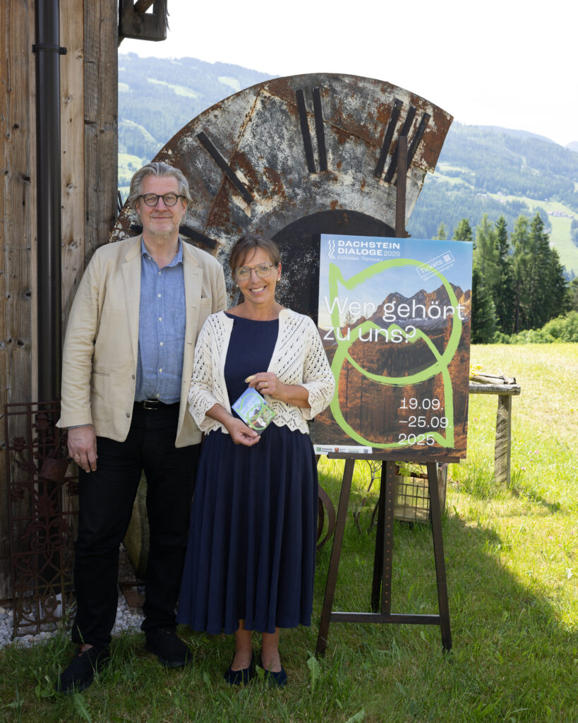Dachstein Dialoge Obfrau Frau Regina Stocker und Dachstein Dialoge Intendant Herr Philipp Blom