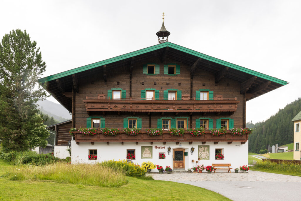Im Bild ein Veranstaltungsort - das Oberhofgut in Filzmoos.